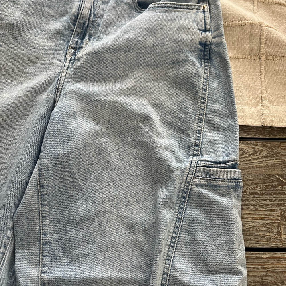 DKNY Light Blue Flare Women's Jeans - Picture 4 of 4